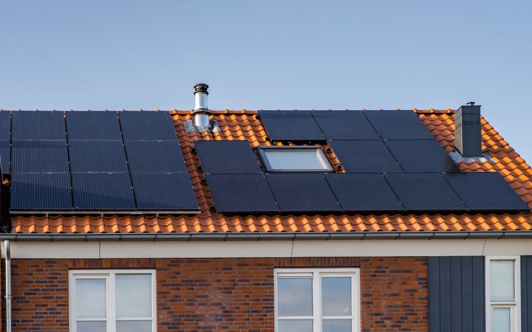 Nadelen zonnepanelen met stekker